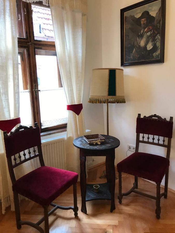 Casa Livia Brasov Lägenhet Exteriör bild