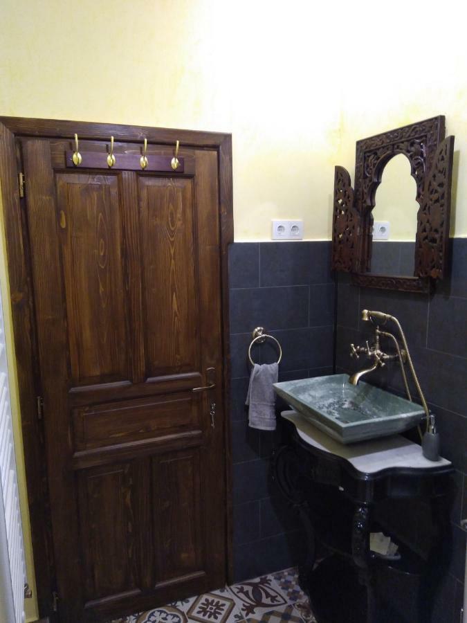 Casa Livia Brasov Lägenhet Exteriör bild